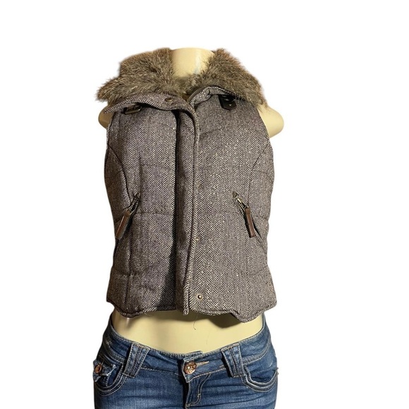 FOREVER 21 - Picture 5 of 7